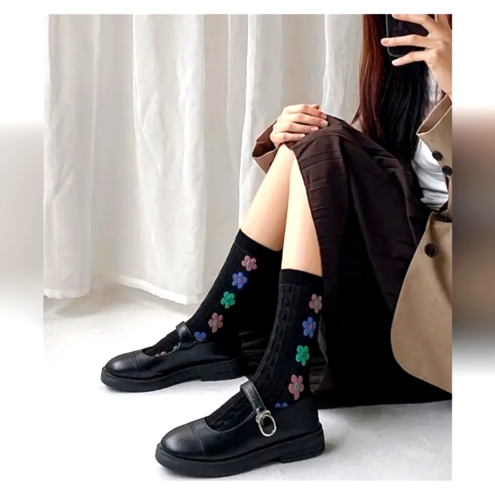 ANTHROPOLOGIE 3 PAIRS "FLOWER POWER " TEXTURED 2D SOCKS NWOT